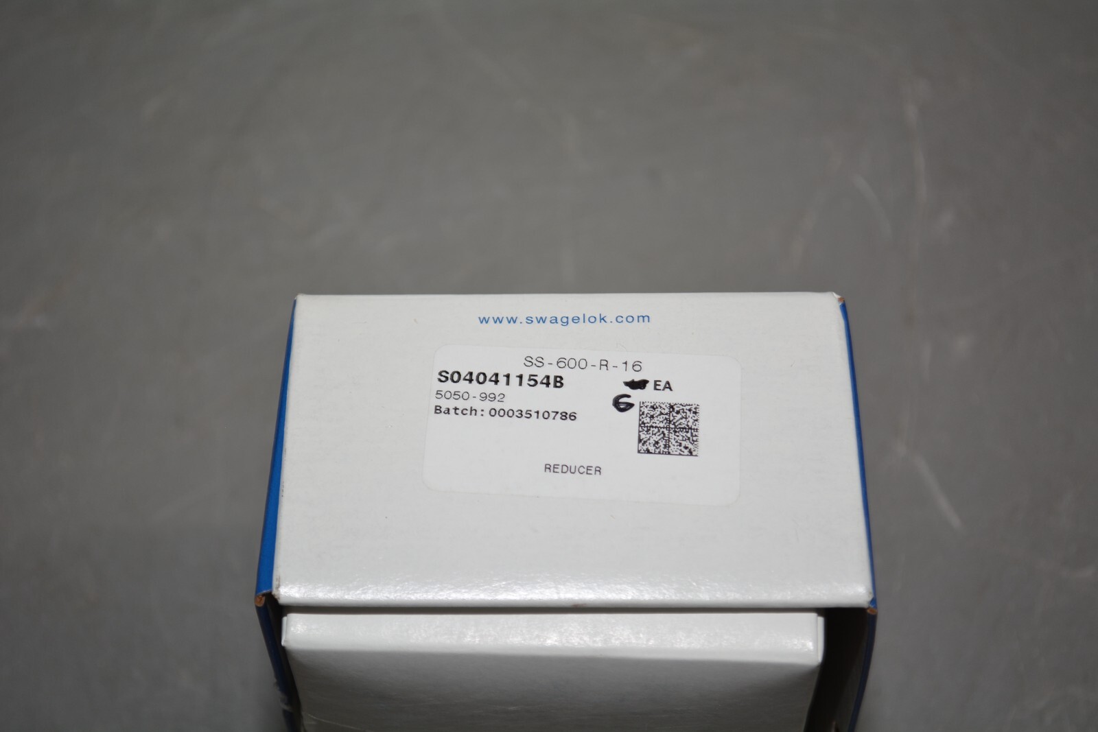 ^ Swagelok Reducer 3/8″ X 1″ SS-600-R-16 Reducer (Box Qty 6) #X2967