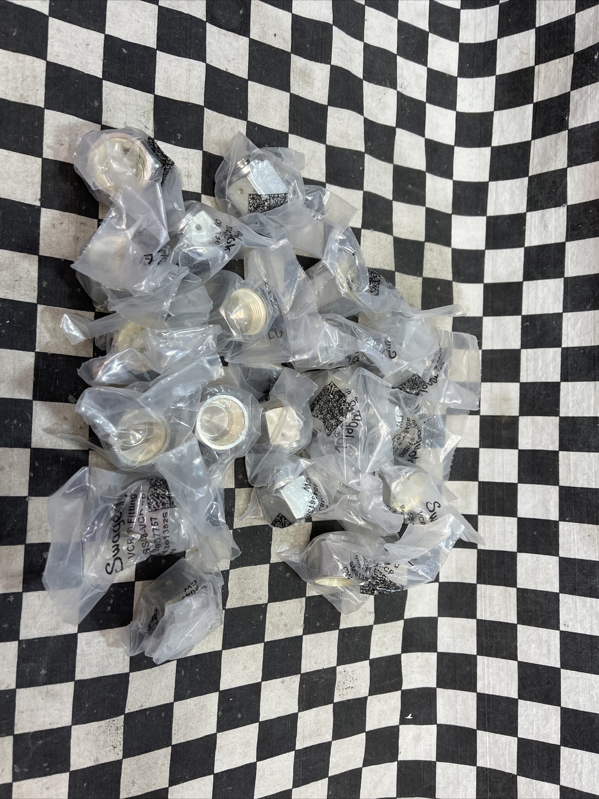 Swagelok VCR Cap 1/2″, SS-8-VCR-CP, SS8VCRCP, LOT OF 40, Shipsameday