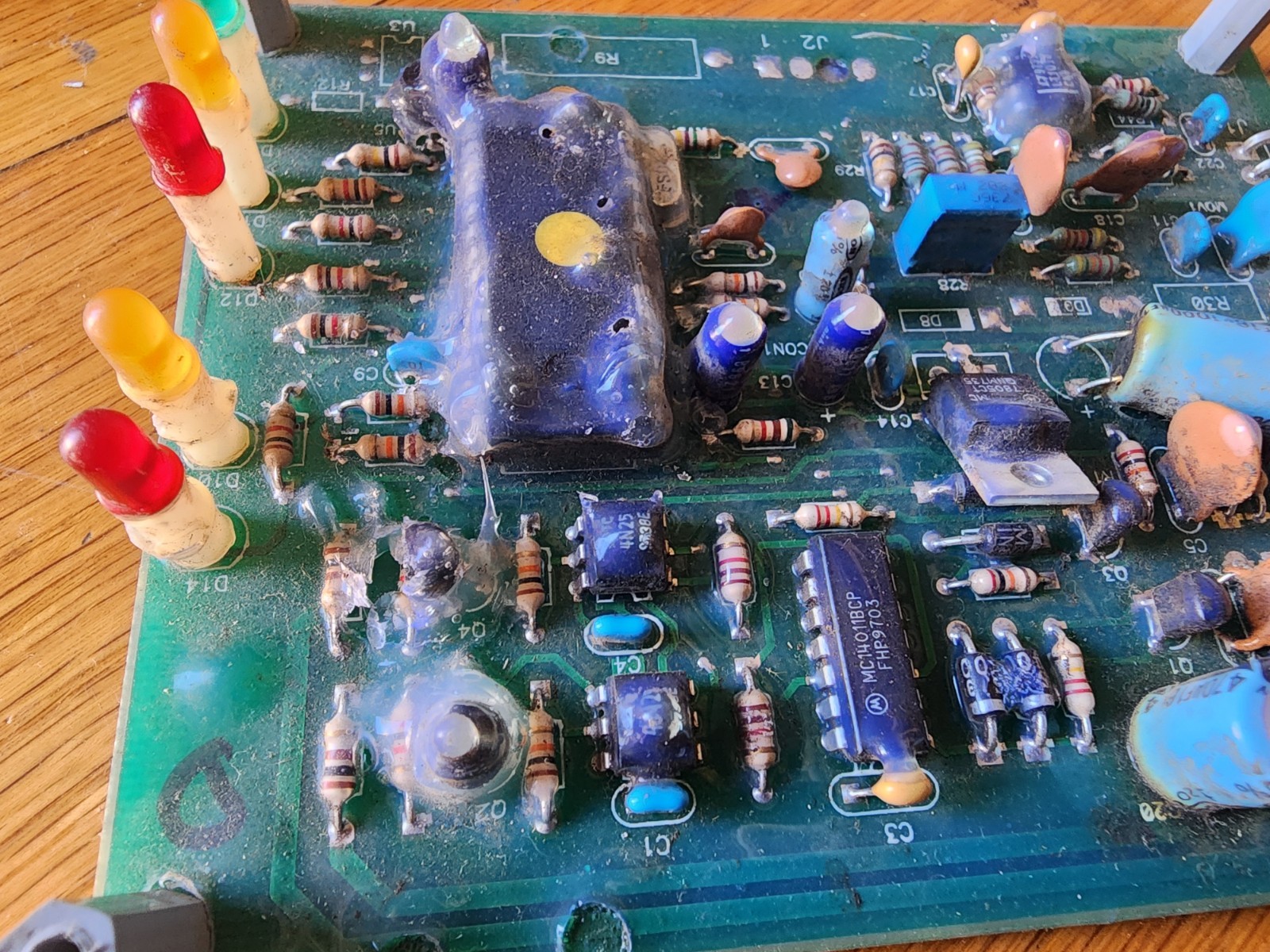 Eaton/ Exide CNM0240S0E25 Circuit Board