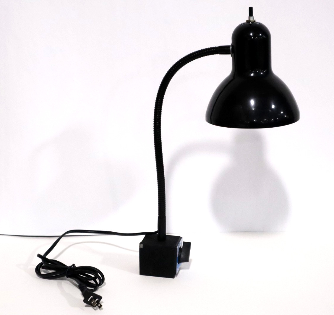 MAGNETIC LAMP STAND, 2-3/8″ x 2″ x 2″ BASE with ON/OFF SWITCH *SHELF*