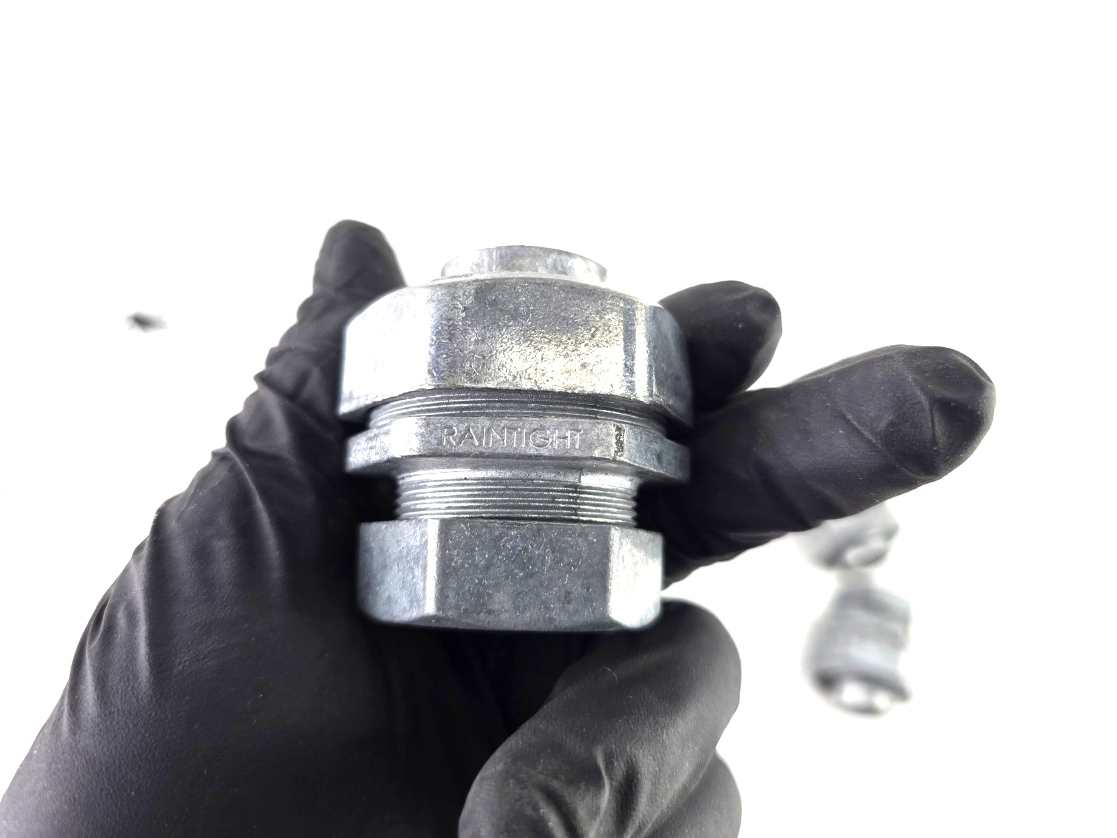 4pcs Bridgeport 4362-DC 1″ Raintight Liquid Tight to EMT Transition Coupling