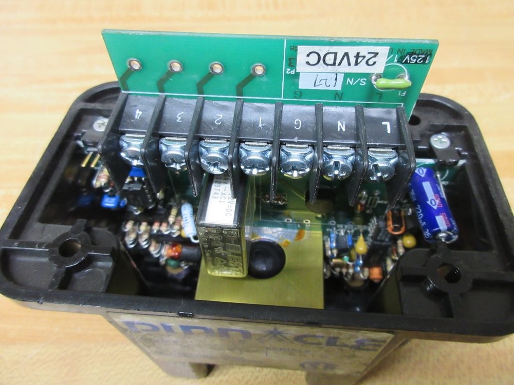 Pinnacle Systems UL-101-2P-DC Safety Relay UL1012PDC