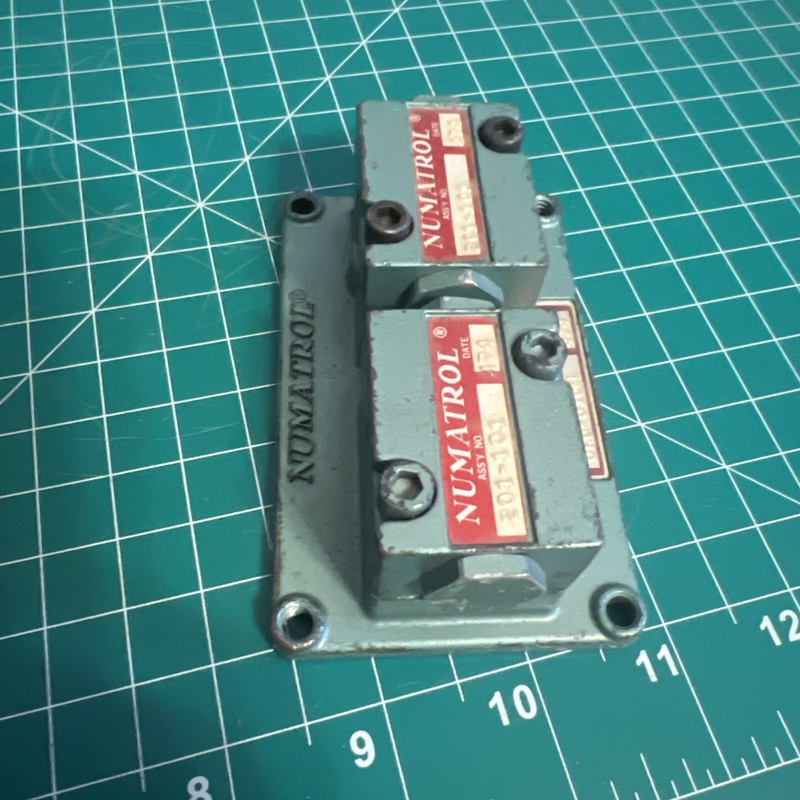Numatrol ORO-0104 AND 2 (201-101) AIR SOLENOID VALVES