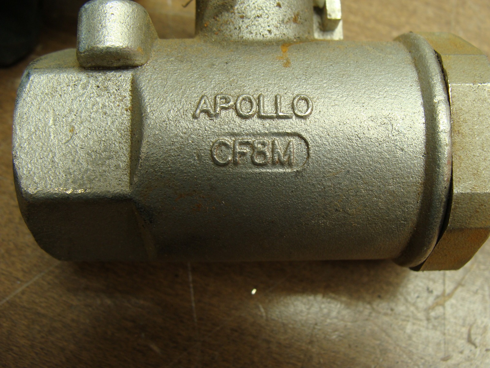APOLLO STAINLESS STEEL BALL VALVE 76-104-01A 3/4″ FNPT 2000 PSIG WOG CF8M
