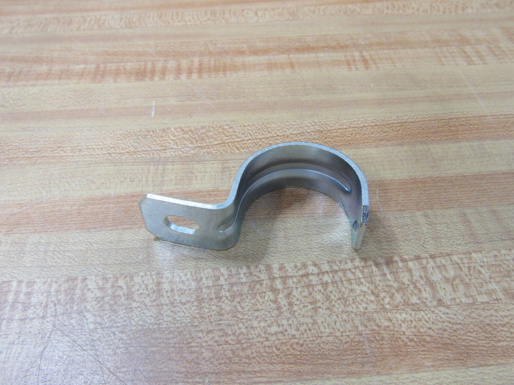 Halex 26154 1-1/4″ EMT 1 Hole Strap (Pack of 11)