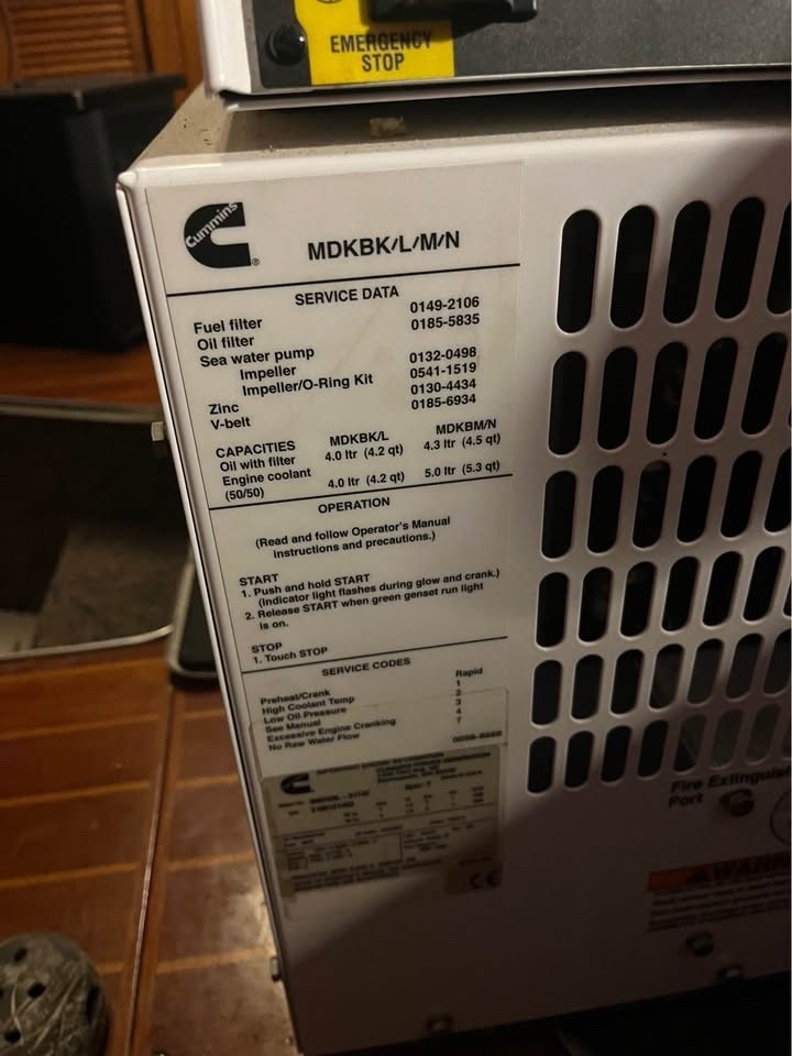 Onan 9MDKBL-5174F , 9 kw Marine Diesel Generator 60 Hz 120/240v 90 day warranty
