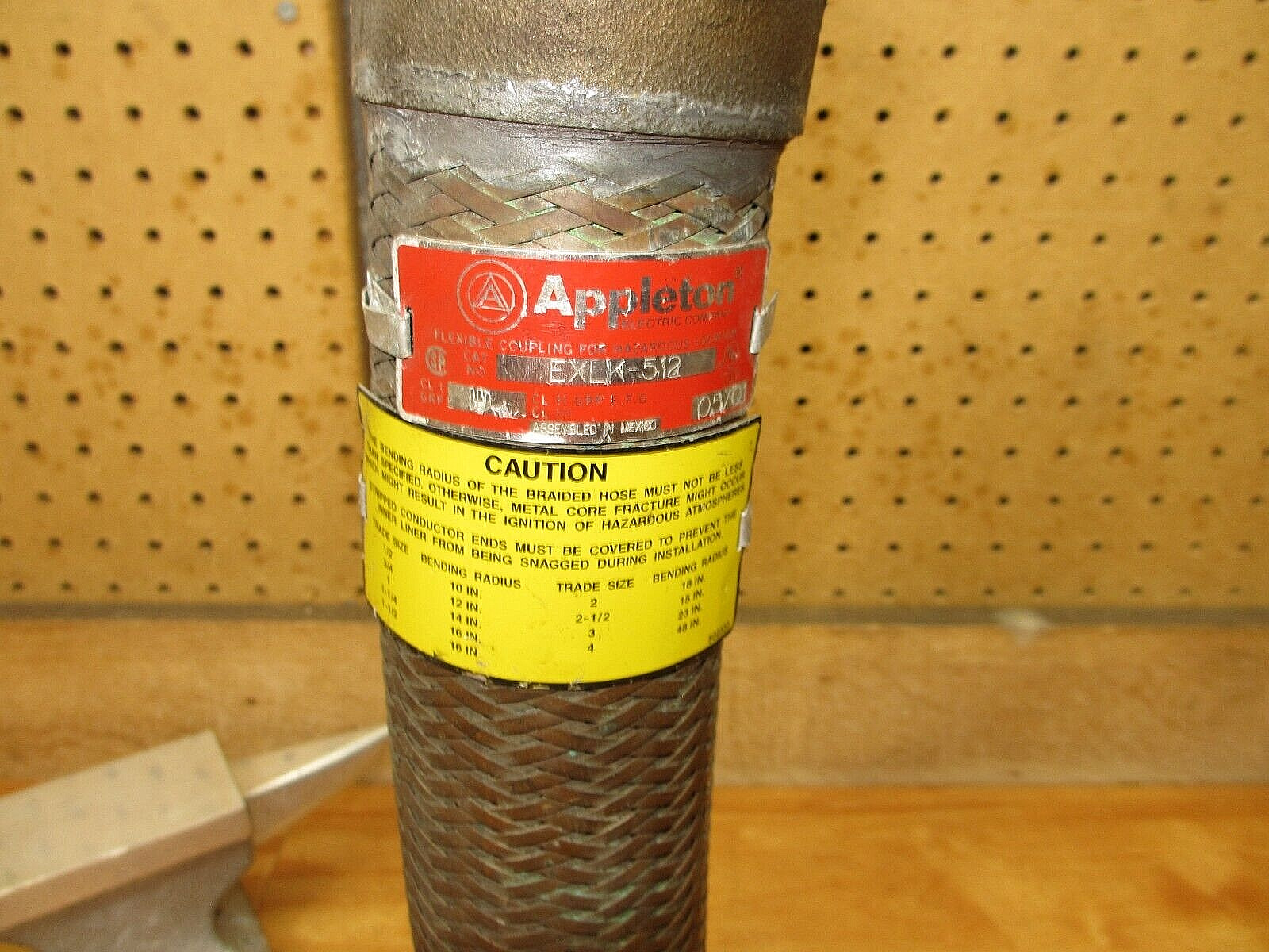 Appleton EXLK-512 *USED* Explosion Proof Flexible Coupling 1-1/2″ 12″ Flex