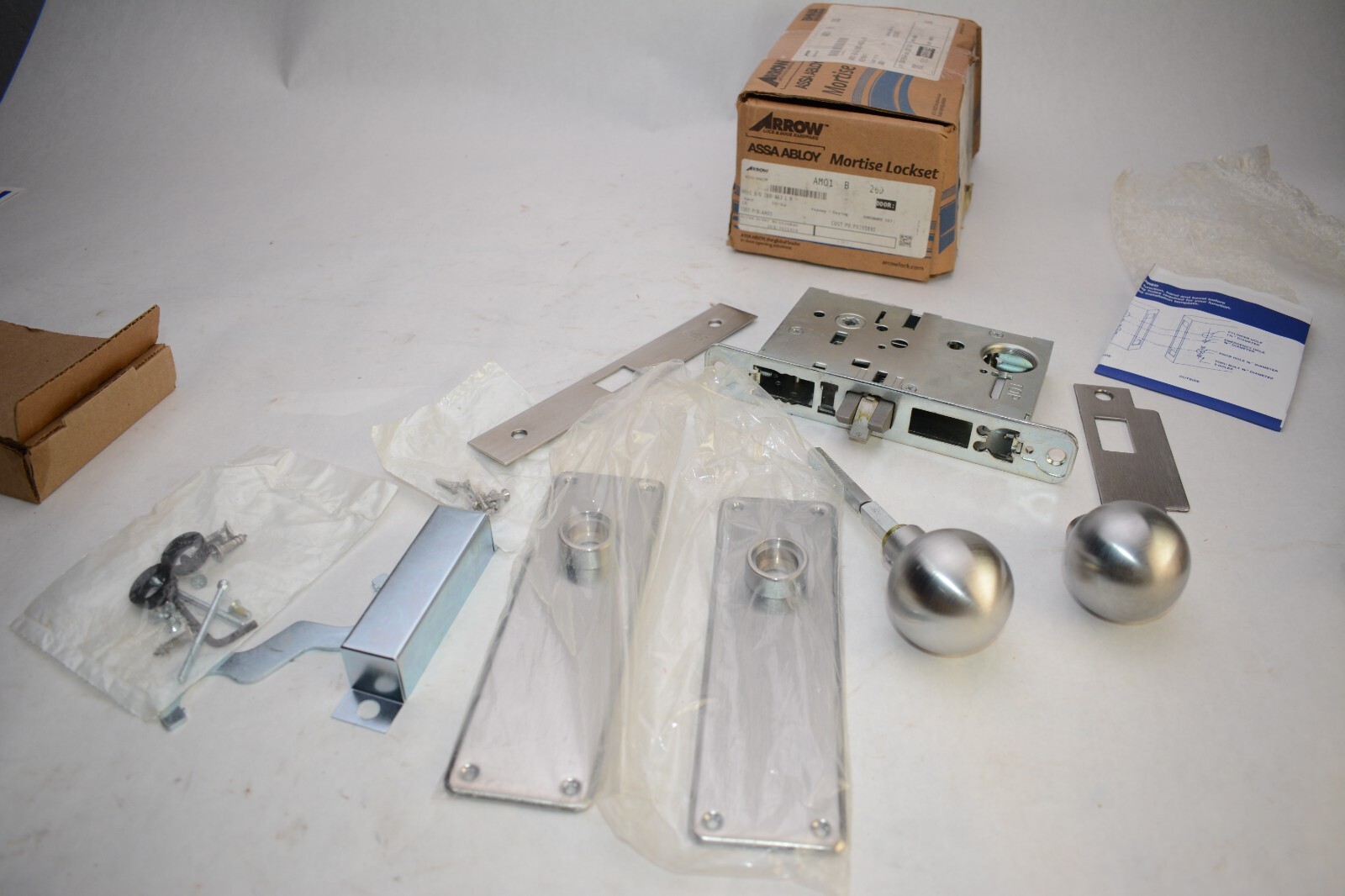 Arrow AM01 BD 26D Passage Mortise Lock – B Knob – D Rose