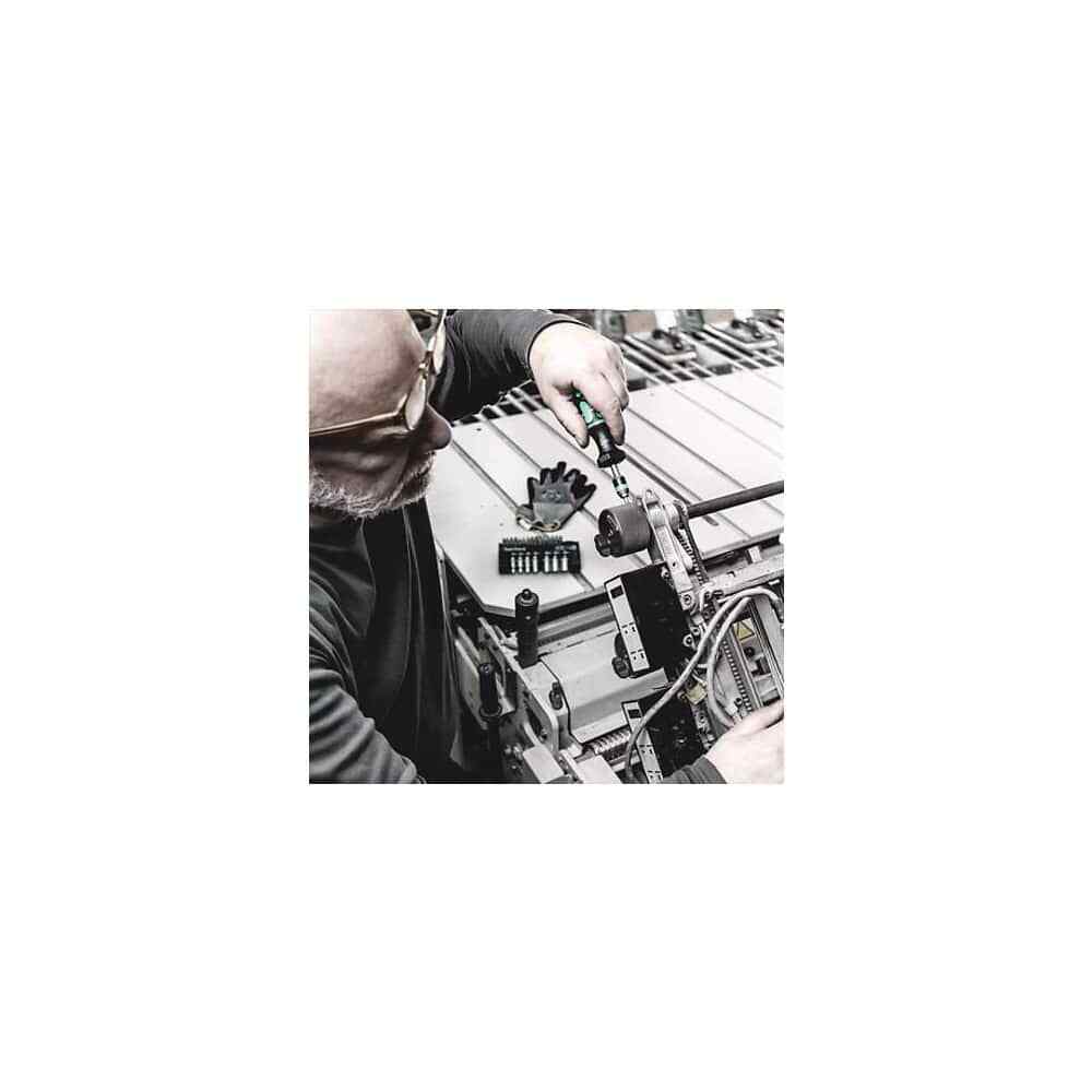 Wera 5074700001 Torque Screwdriver: 0.3 to 1.2 N7m Torque 6″ OAL, 1/4″ Drive