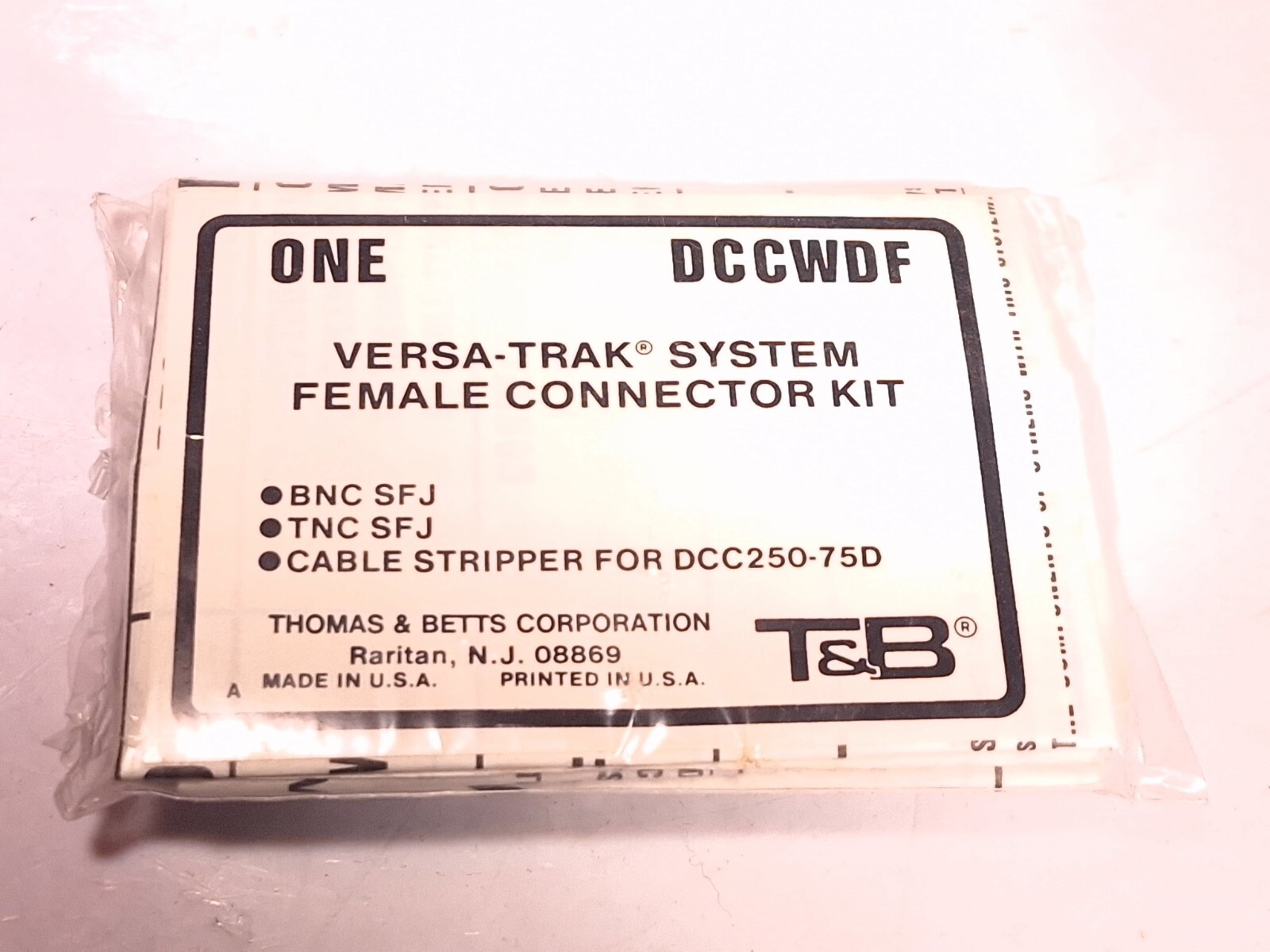 THOMAS BETTS DCCWDF VERSA TRAK SYSTEM FEMALE CONNECTOR KIT
