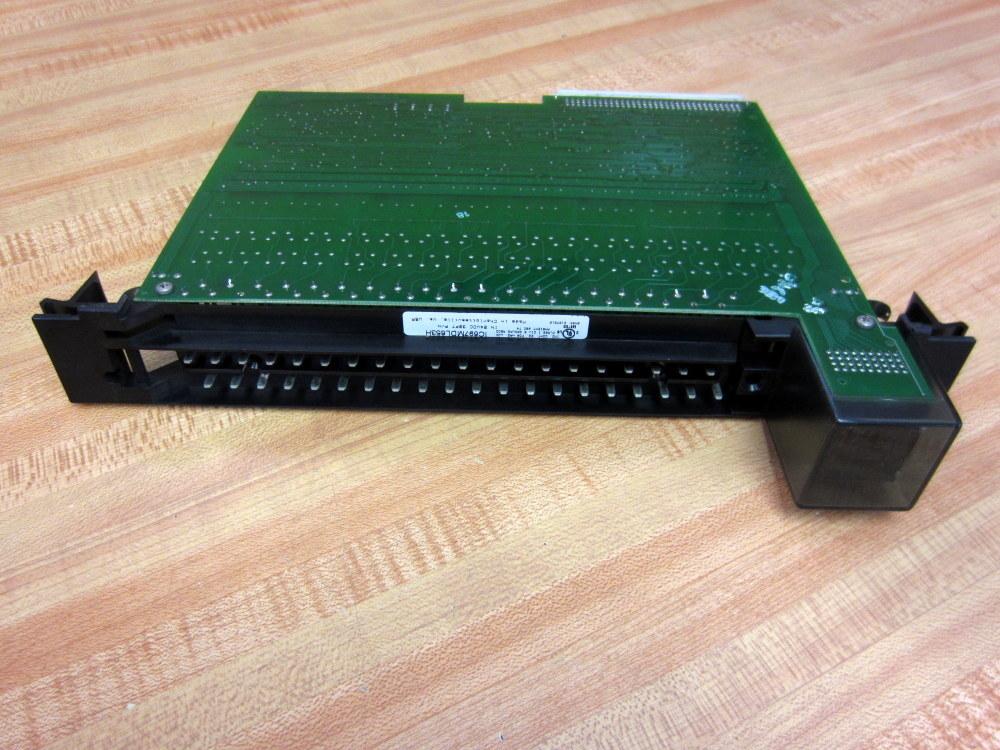 GE/Fanuc IC697MDL653H Input Module I3C7B4 (Pack of 3)