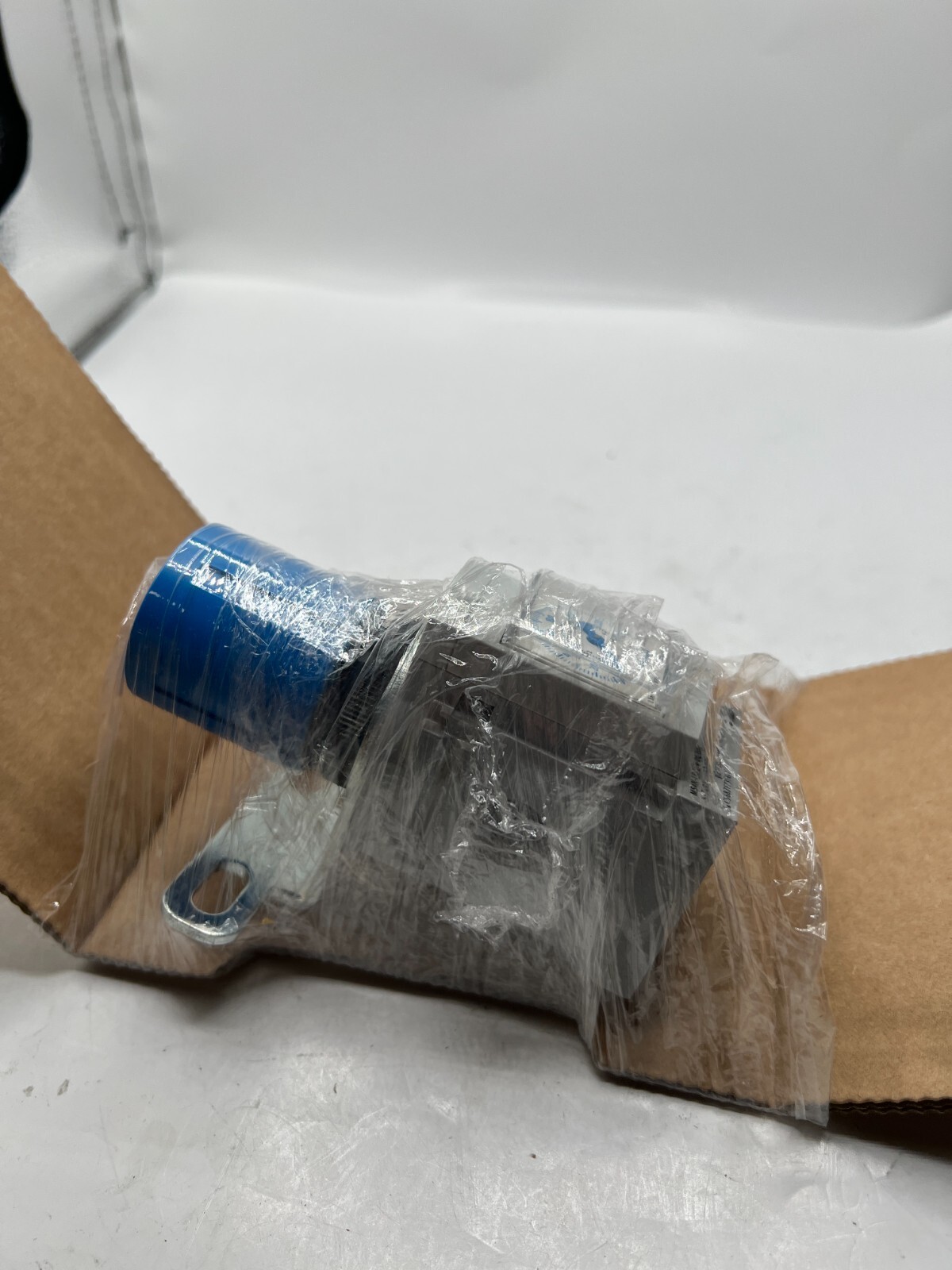 Festo MS4N-LR-1/4-D6-WR 527691 Pressure Regulator 0.8-14 BAR OPERATING PRESSURE