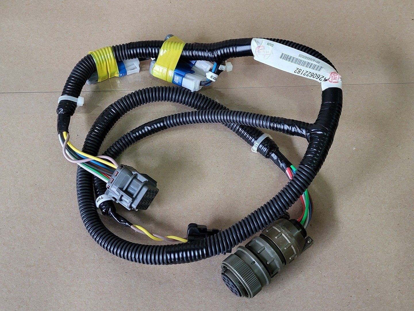 SURPLUS NEW KOMATSU 426-06-22182 Wiring Harness – Electrical