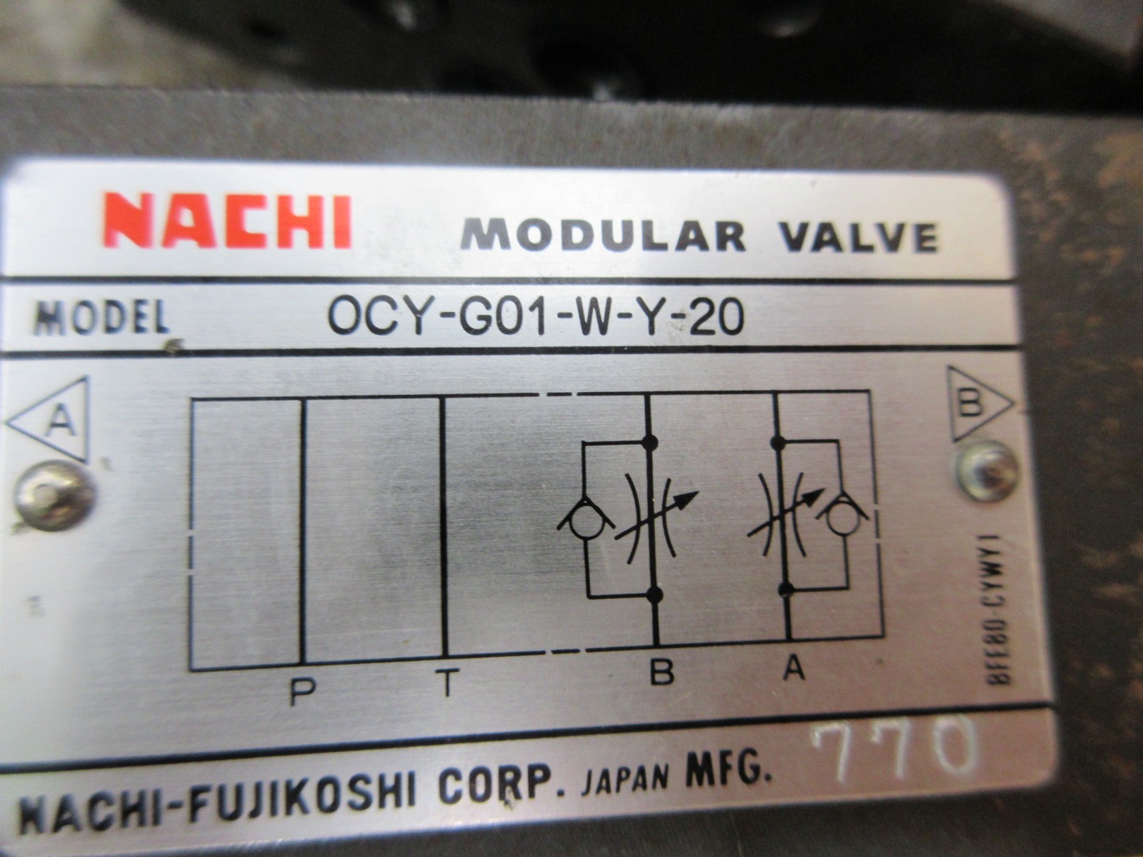 KITAMURA H400 CNC HORIZONTAL MILL OCY-G01-W-Y-20 NACHI VALVE LOT OF 4 PIECES