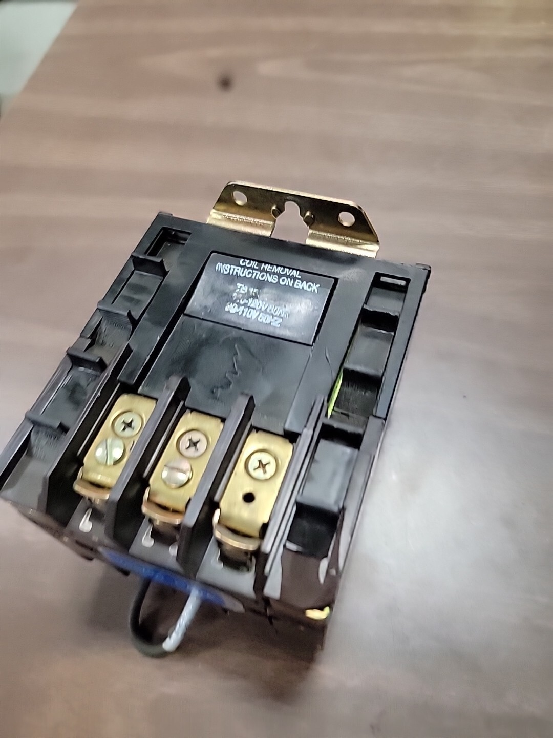 Sylvania 30 Amp Contactor T77U021 Joslyn Clark *Chipped Corner *
