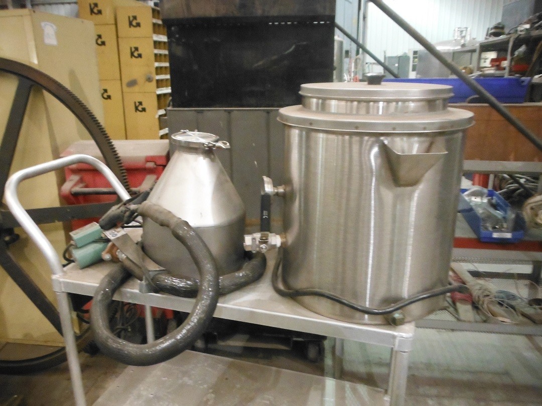12 Gallon Wax Melter With 1 GPM Wax Dispensing System