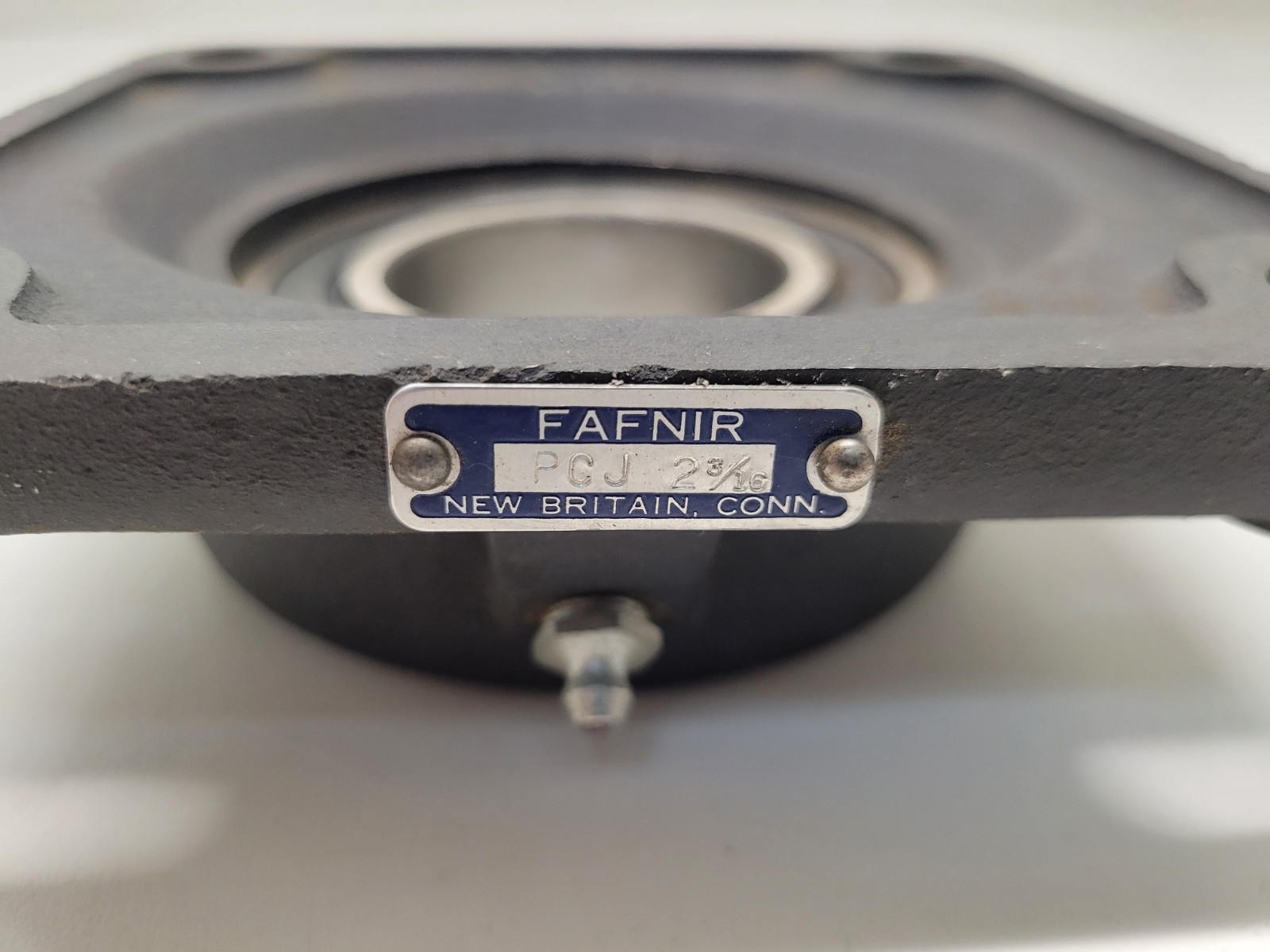 NEW OLD STOCK! FAFNIR 4 BOLT FLANGE MOUNT BEARING PCJ-2-3/16