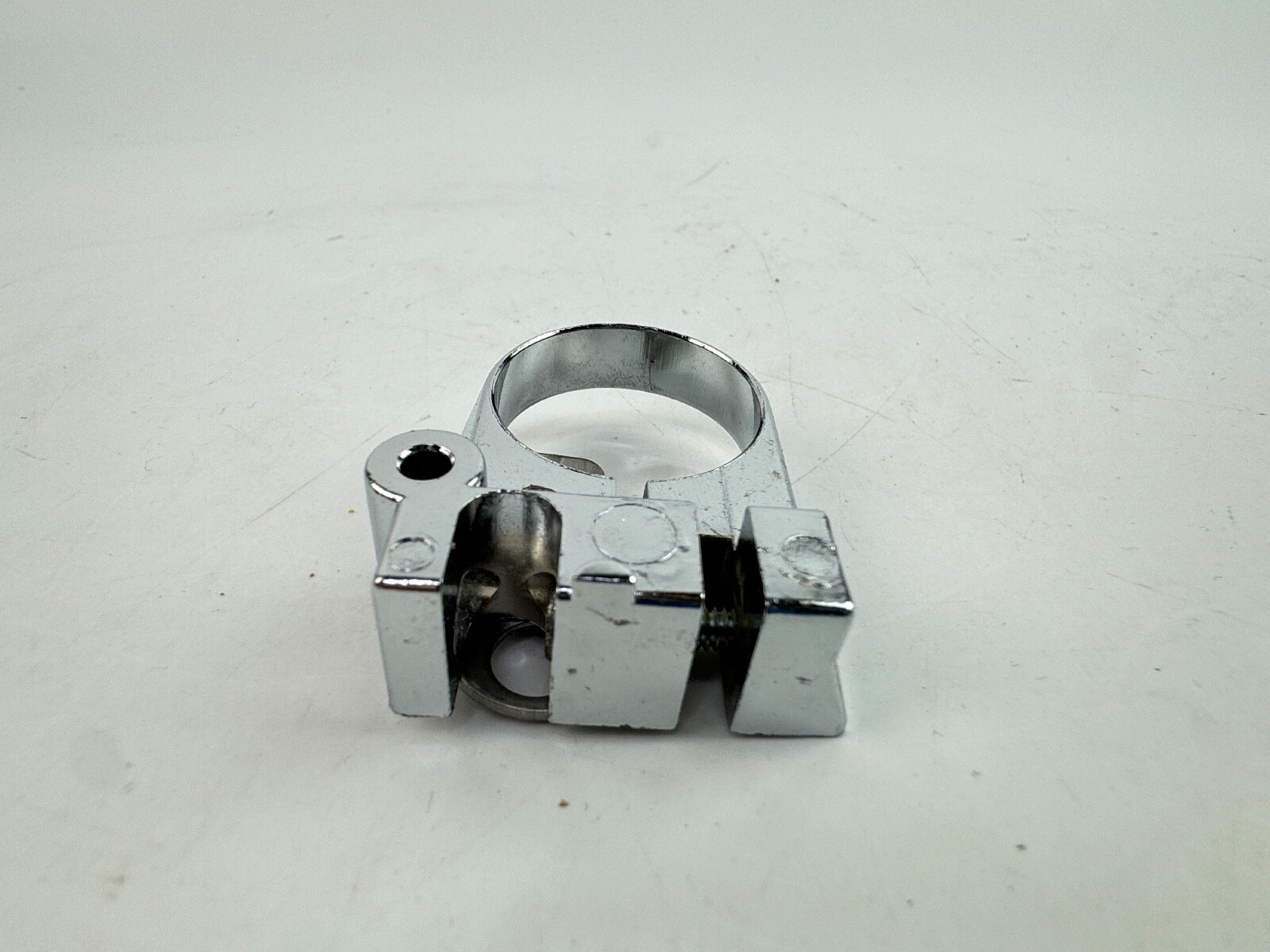 EATON CUTLER HAMMER 10250TA26 Extended Pushbutton Padlock Attachment