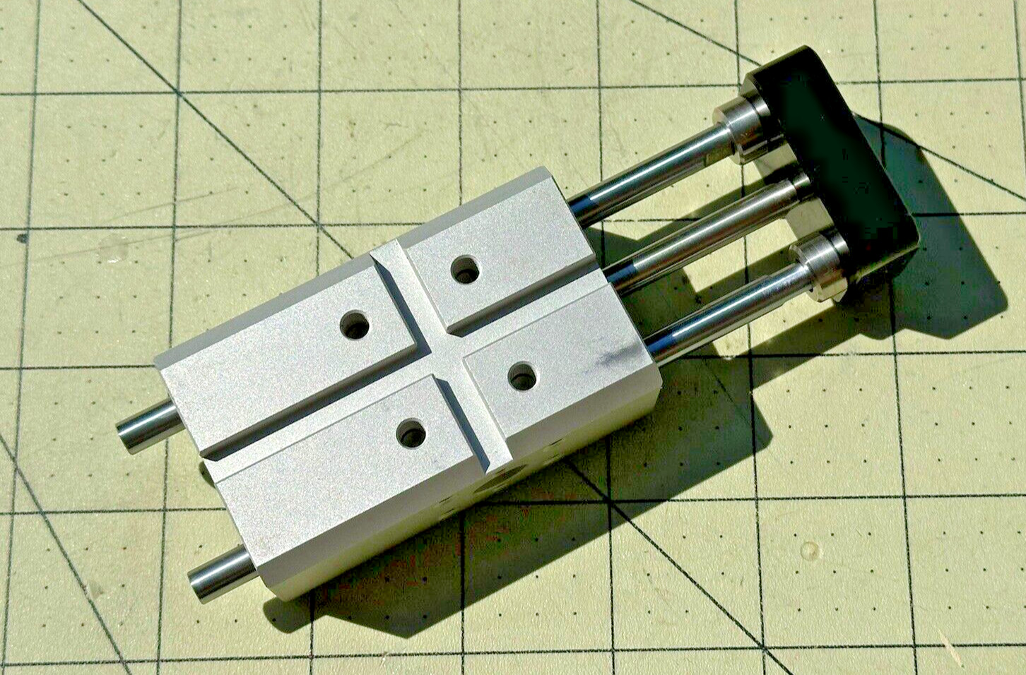 PHD QC 412×25 Pneumatic Indexer Slide 3/18 1” Travel 1/8” NPT Twin Piston New