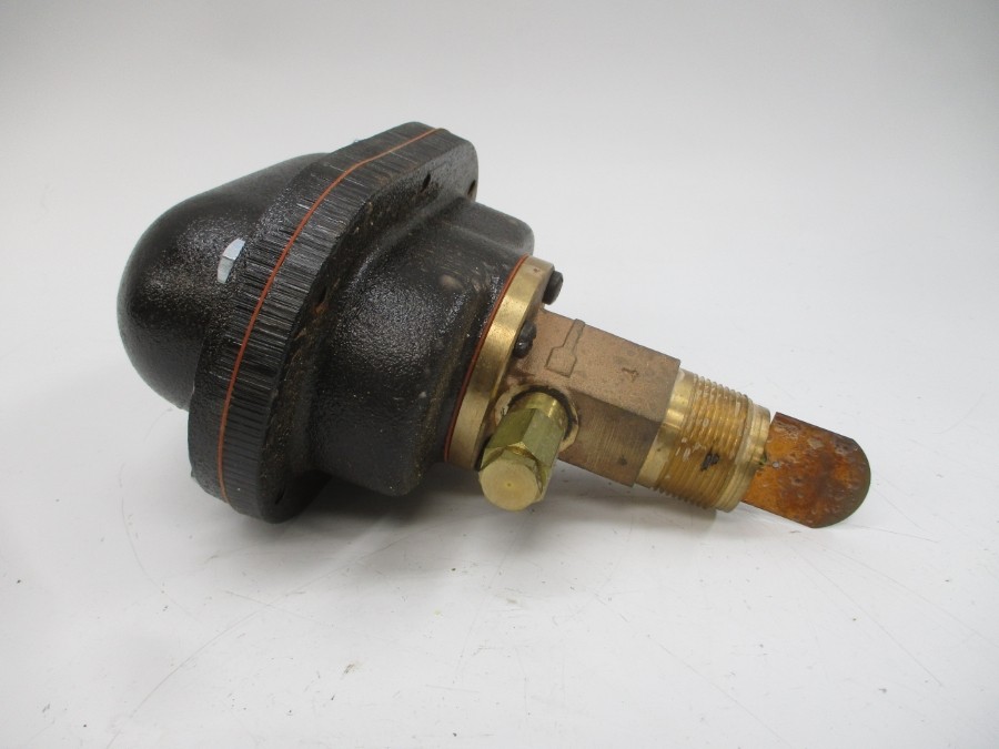 MCDONNELL & MILLER FS7-4W 115/230VAC 3.7/7.4A 300PSI NSNP