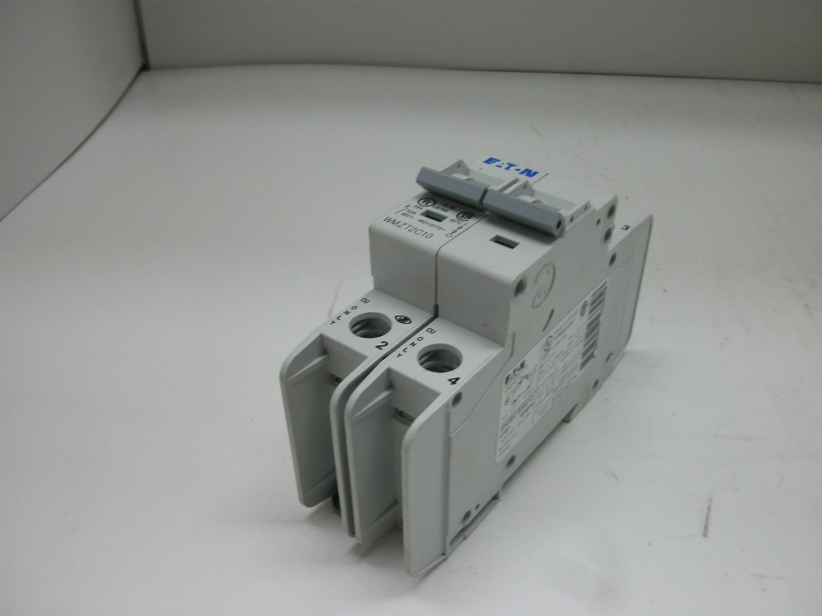 CUTLER HAMMER WMZT2C10 MINIATURE CIRCUIT BREAKER 10A 2POLE 480Y/277V C-CURVE NNB