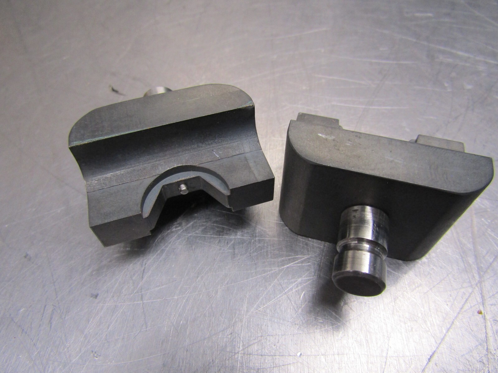 IZUMI Crimper EH3852010 Die For 102.040 Lot of 2!