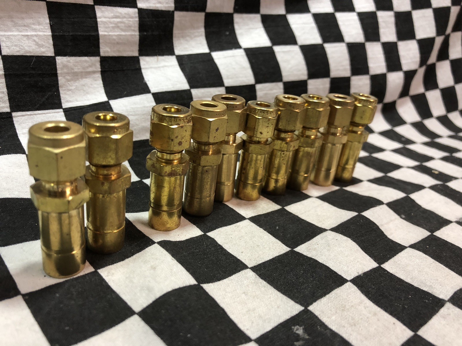 Lot Of 10, Swagelok REDUCER 1/4″ X 1/2″, B-400-R-8, SHIPSAMEDAY#106JF