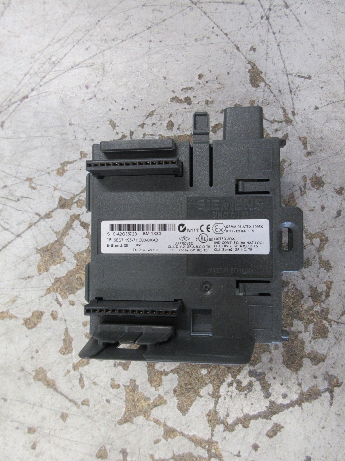 Siemens Simatic S7 Bus Module 6ES7 195-7HC00-0XA0 E-Stand: 05 Used
