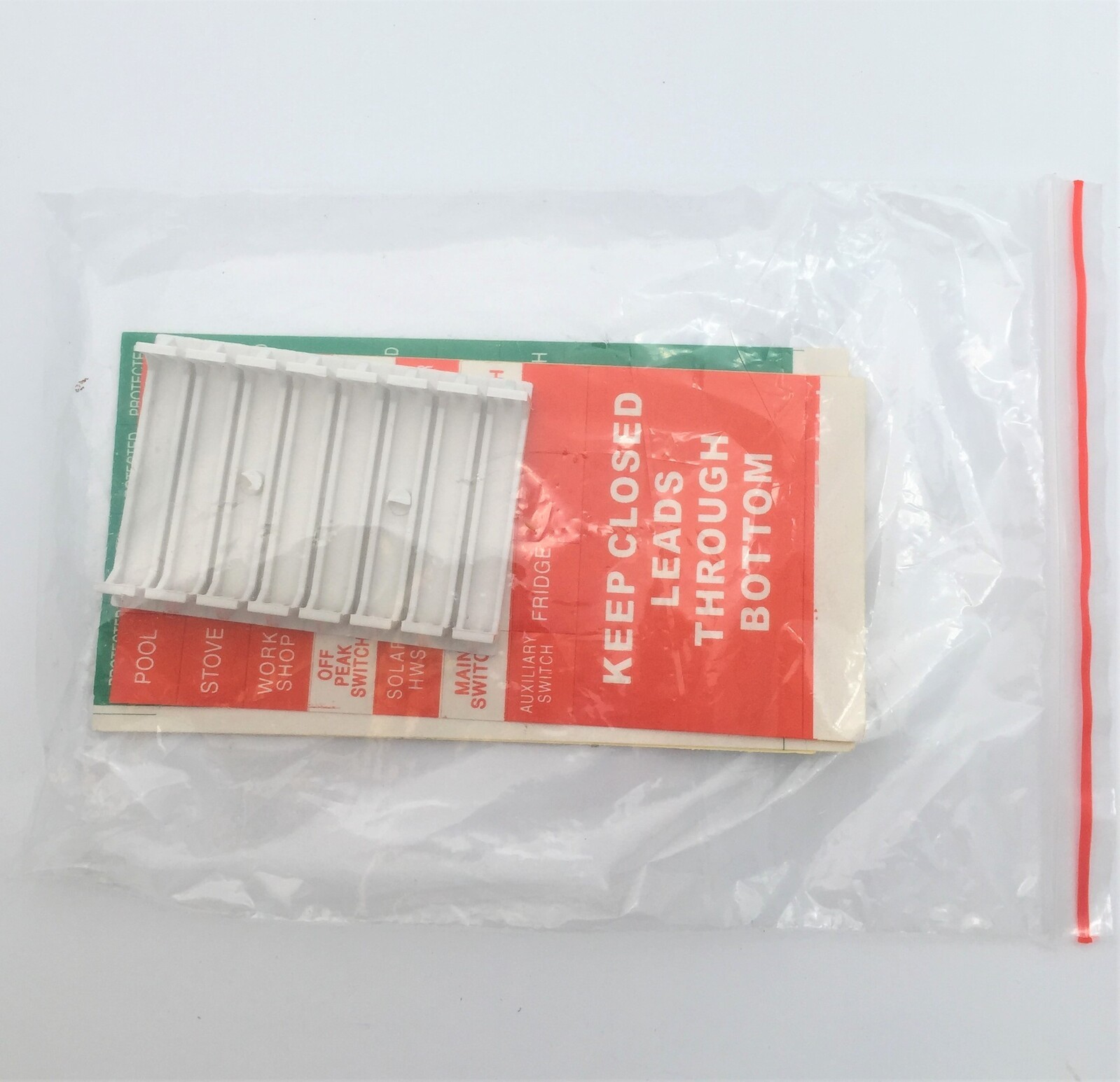 IPD PVCLC18S Insulated Load Centre 18 Mod Surface Mount Busbar DIN IP40