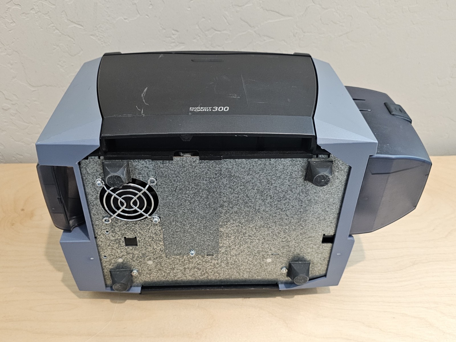 Fargo Direct To Card 300 DTC300 X001400 ID Card Printer ((READ))