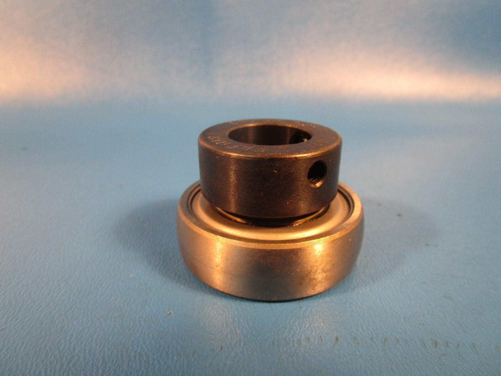 FAFNIR G1010KRRB, Ball Insert Bearing, Cylindrical Bore, 5/8 in ID, Eccentric