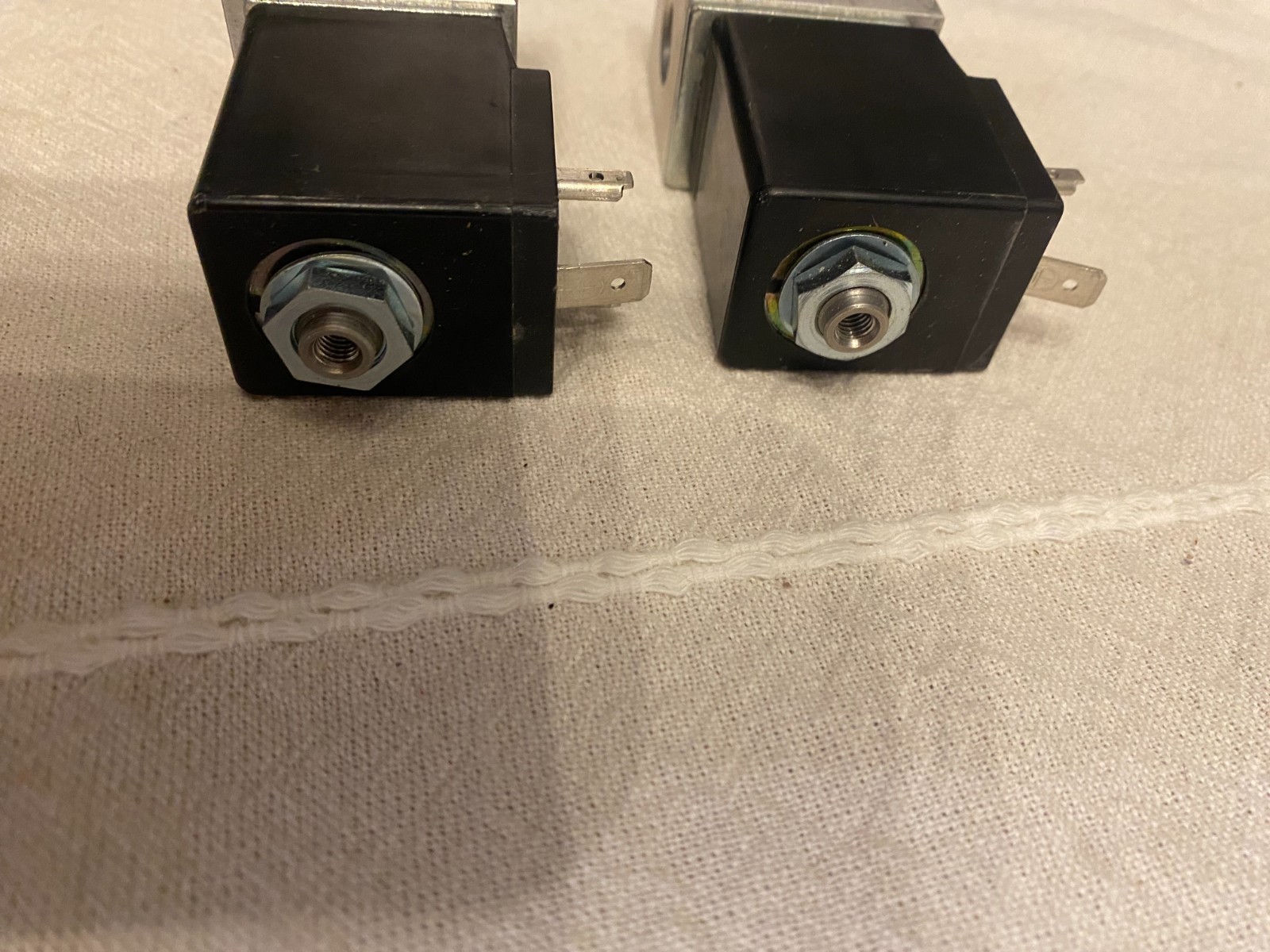 ARO CAT66P-012-D Solenoid Air Con Valve,Three-Way,150 psi 4HN46
