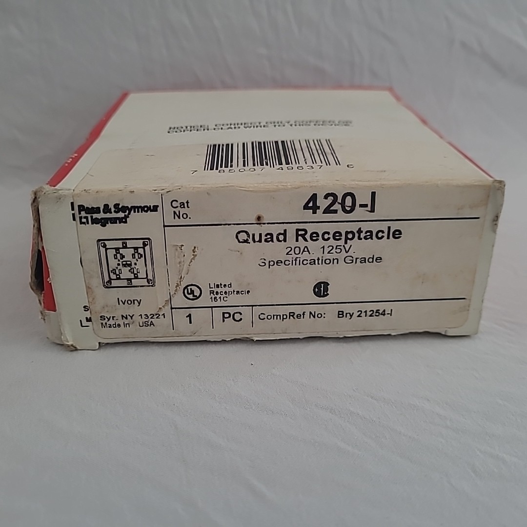 PASS & SEYMOUR 420-I QUAD RECEPTACLE. Leviton 20A-125V. New Open Box.