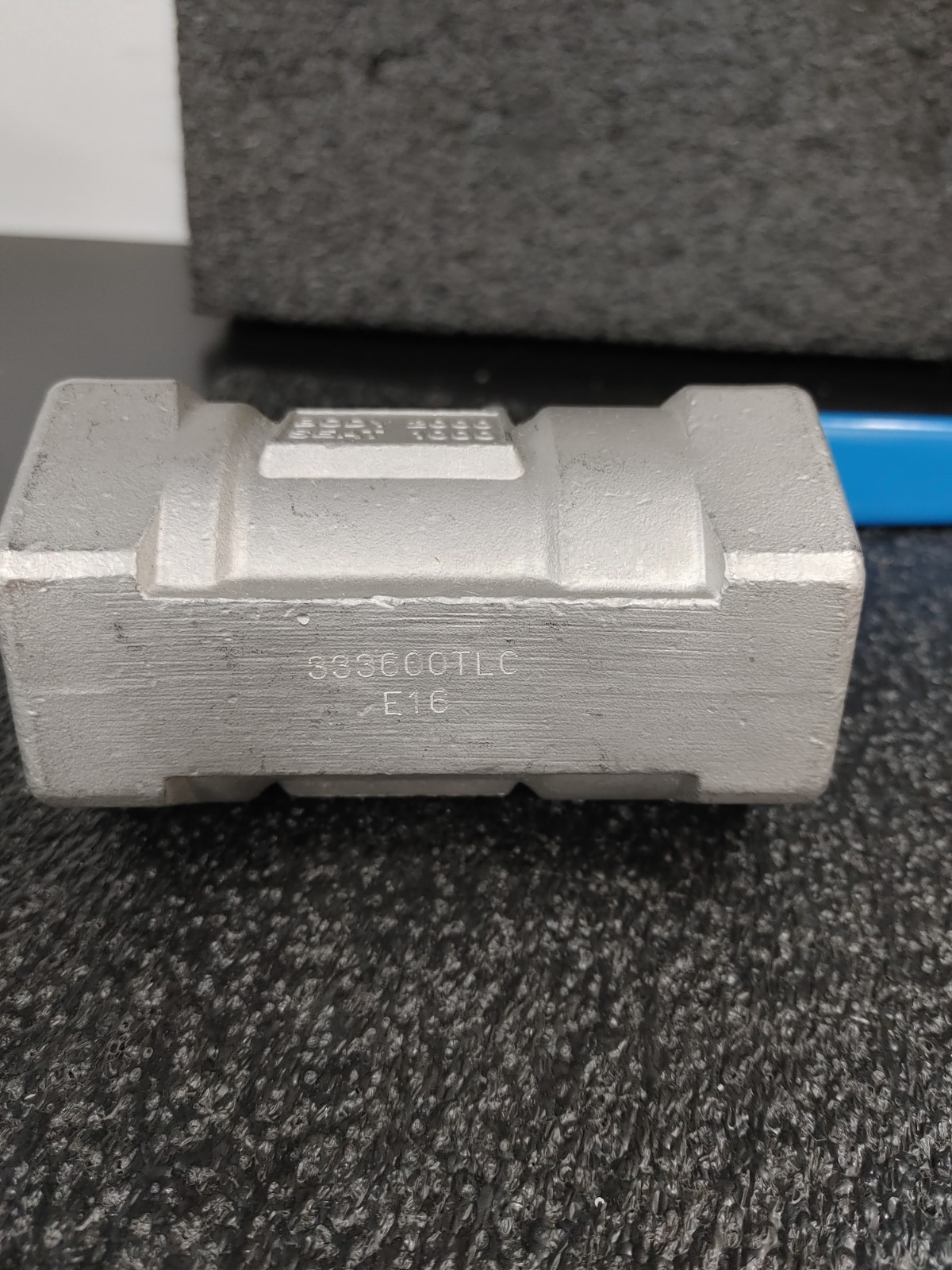 JAMESBURY J 1 1/2 CF8M BODY 2000 SEAT 1000 Ball Valve