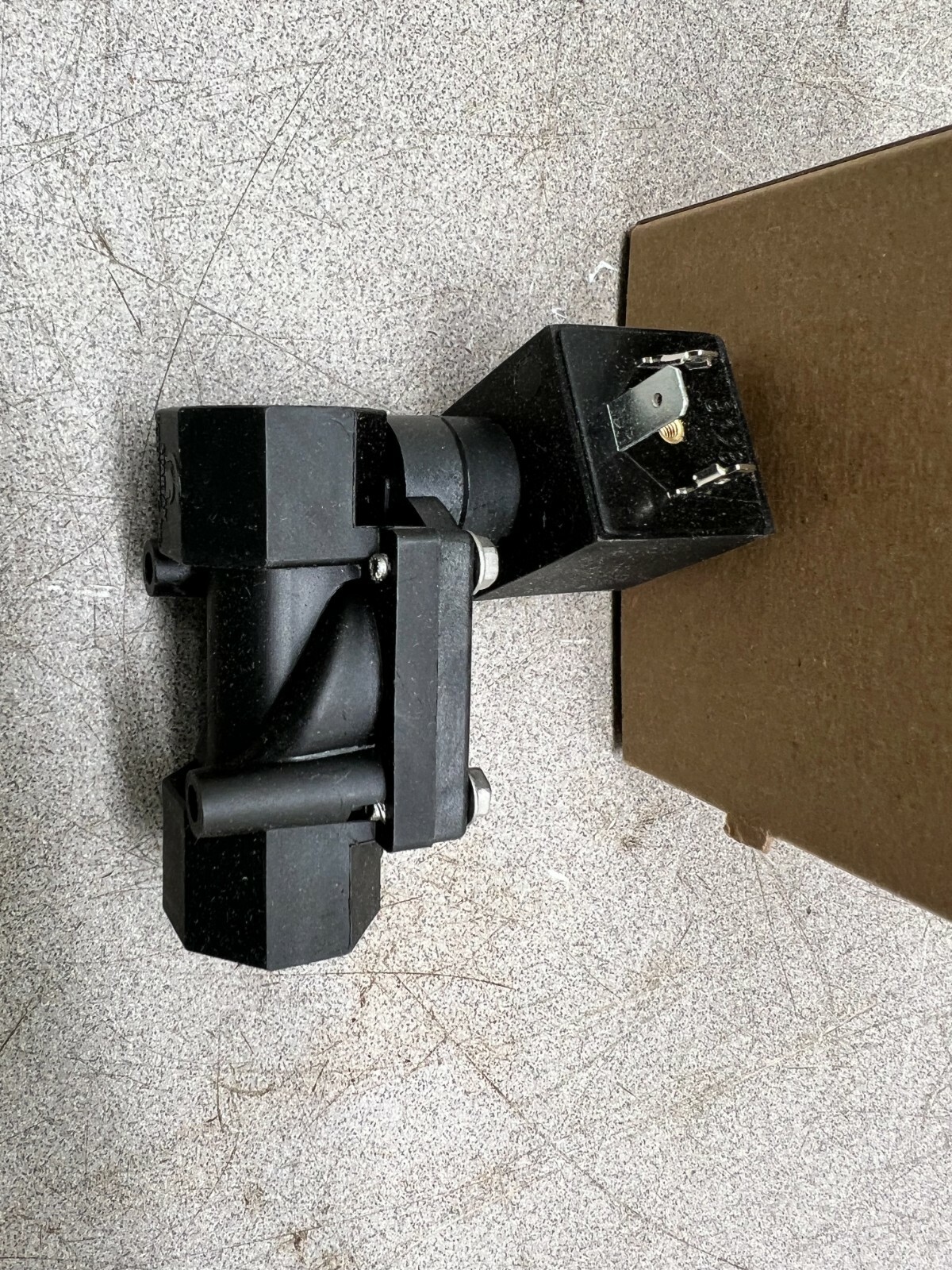 NEW IN BOX SPARTAN VALVE NITRILE 3585-020-9237B