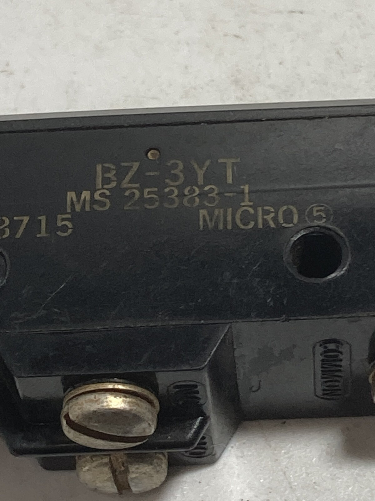 HONEYWELL BZ-3YT LIMIT SWITCH MICRO SWITCH 5A 250VAC PIN PLUNGER (LOT OF 2)
