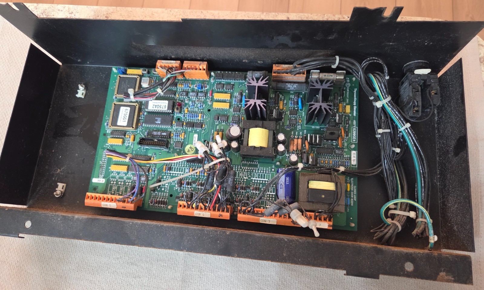 ThyssenKrupp Elevator HD-91 Door Operator 3001AG Closed Loop Automatic 125/250VA