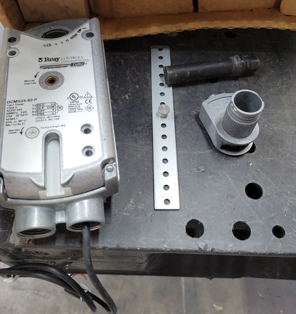 BRAY CONTROLS DCMS24-62-P ELECTRIC ACTUATOR 24V 5VA CLASS 2 N1 ~ USED