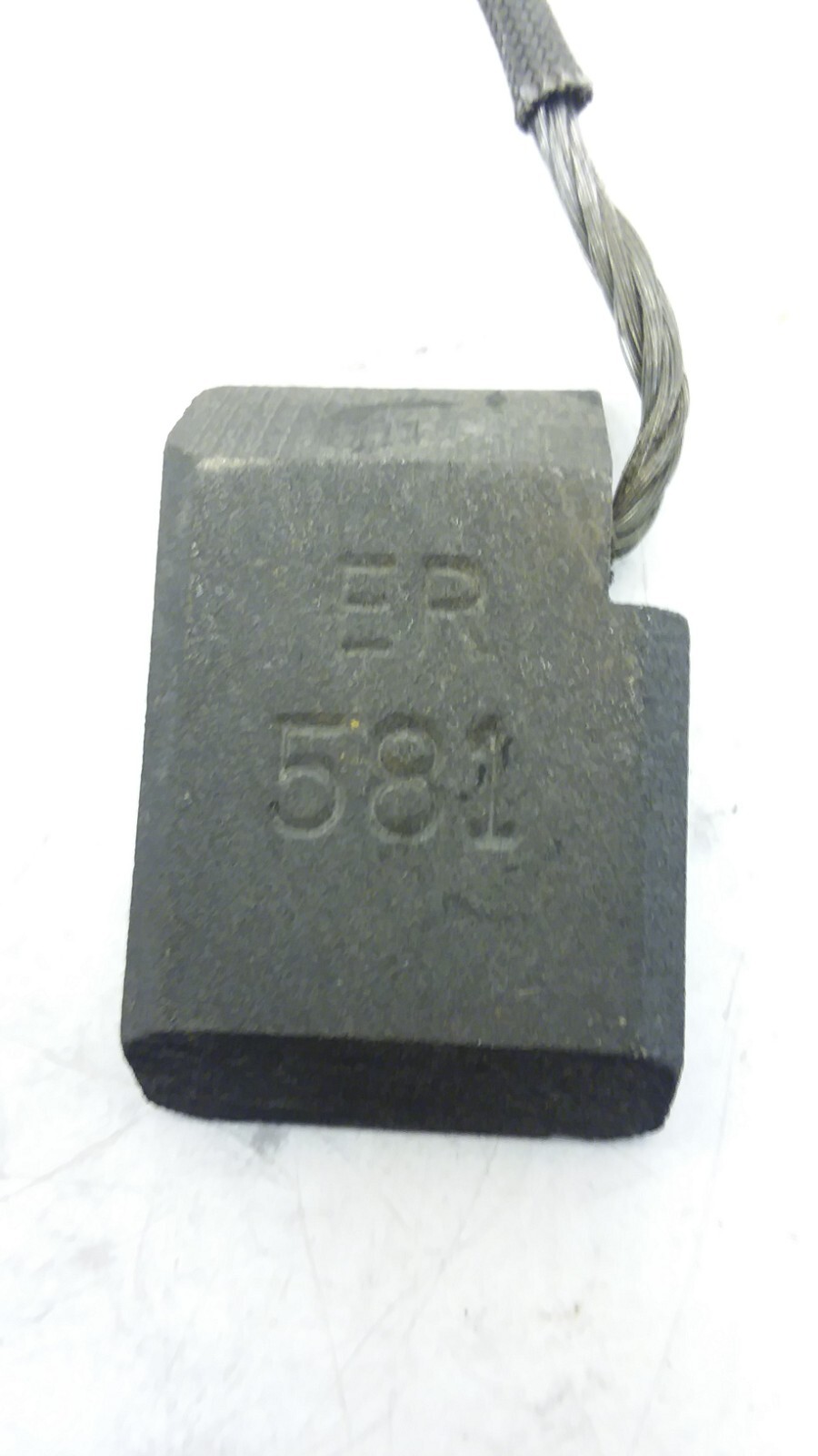 HELWIG ER 581 CARBON MOTOR BRUSH SIZE 3/8 X1 X 1.5 INCHES LOT OF 5 NNB