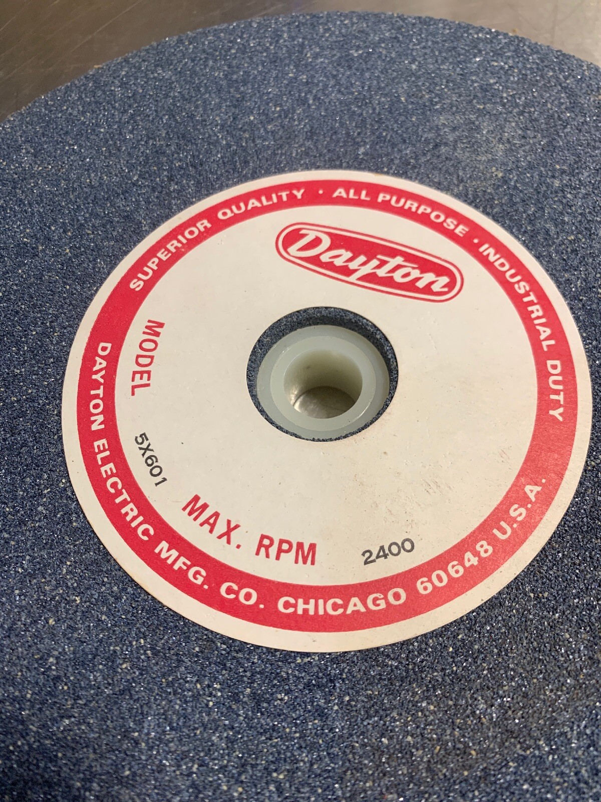 DAYTON 5X601 VITRIFIED GRINDING WHEEL 10 IN. X 1 IN. X 1 1/4IN. *NEW*