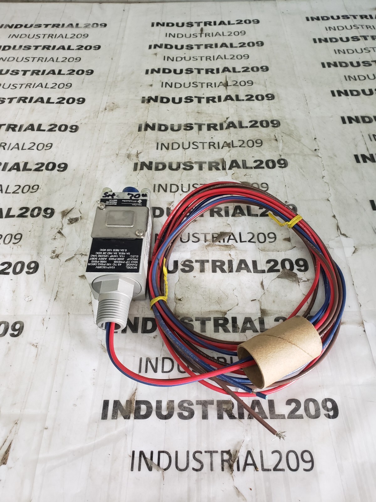 ITT 131P15C3RV NEO-DYN VACUUM SWITCH
