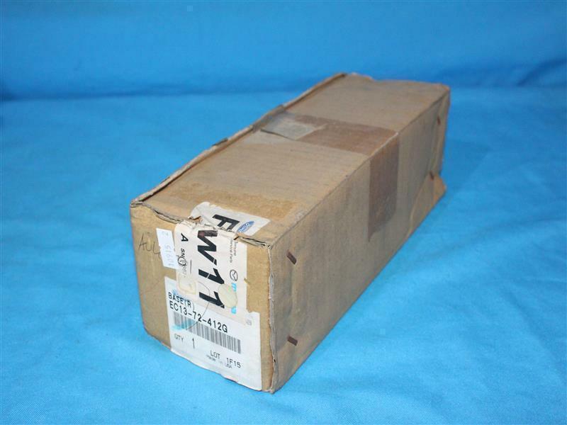 Ford EC13-72-412G 3S41-A266B22-AB EC1372412G 3S41A266B22AB Base-R NEW NOB