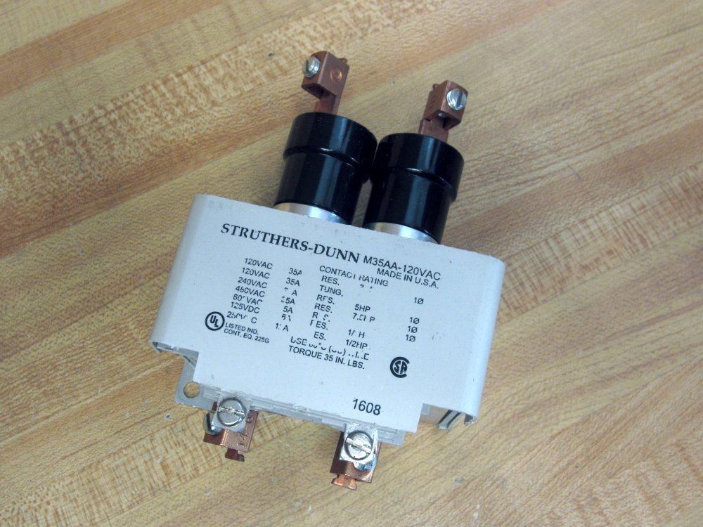 Struthers Dunn M35AA-120VAC Displacement Relay 12N667