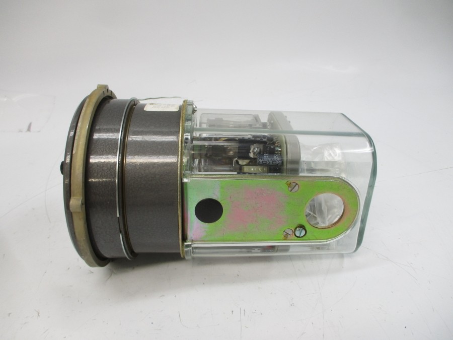 DWYER 3010-LT 120/240VAC 10A 25PSI NSMP