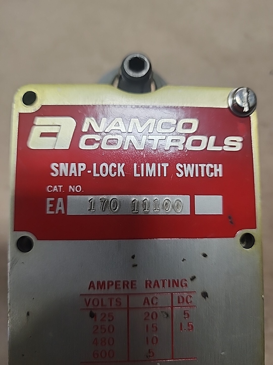 NAMCO EA170-11100 SNAP-LOCK LIMIT SWITCH