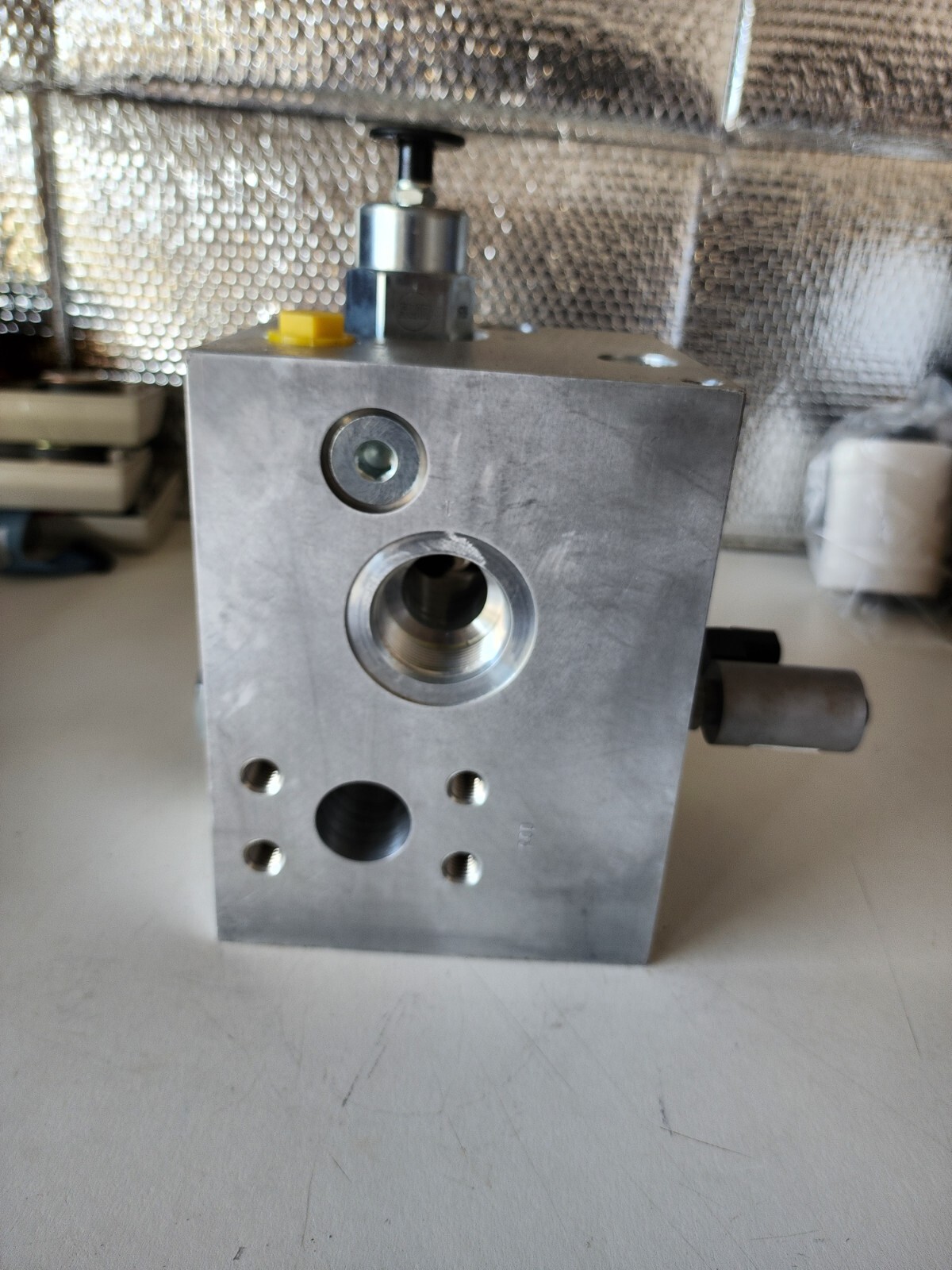 ANVIL ATTACHMENTS B711-13J-B05-QD3. REV A 1E69-A2