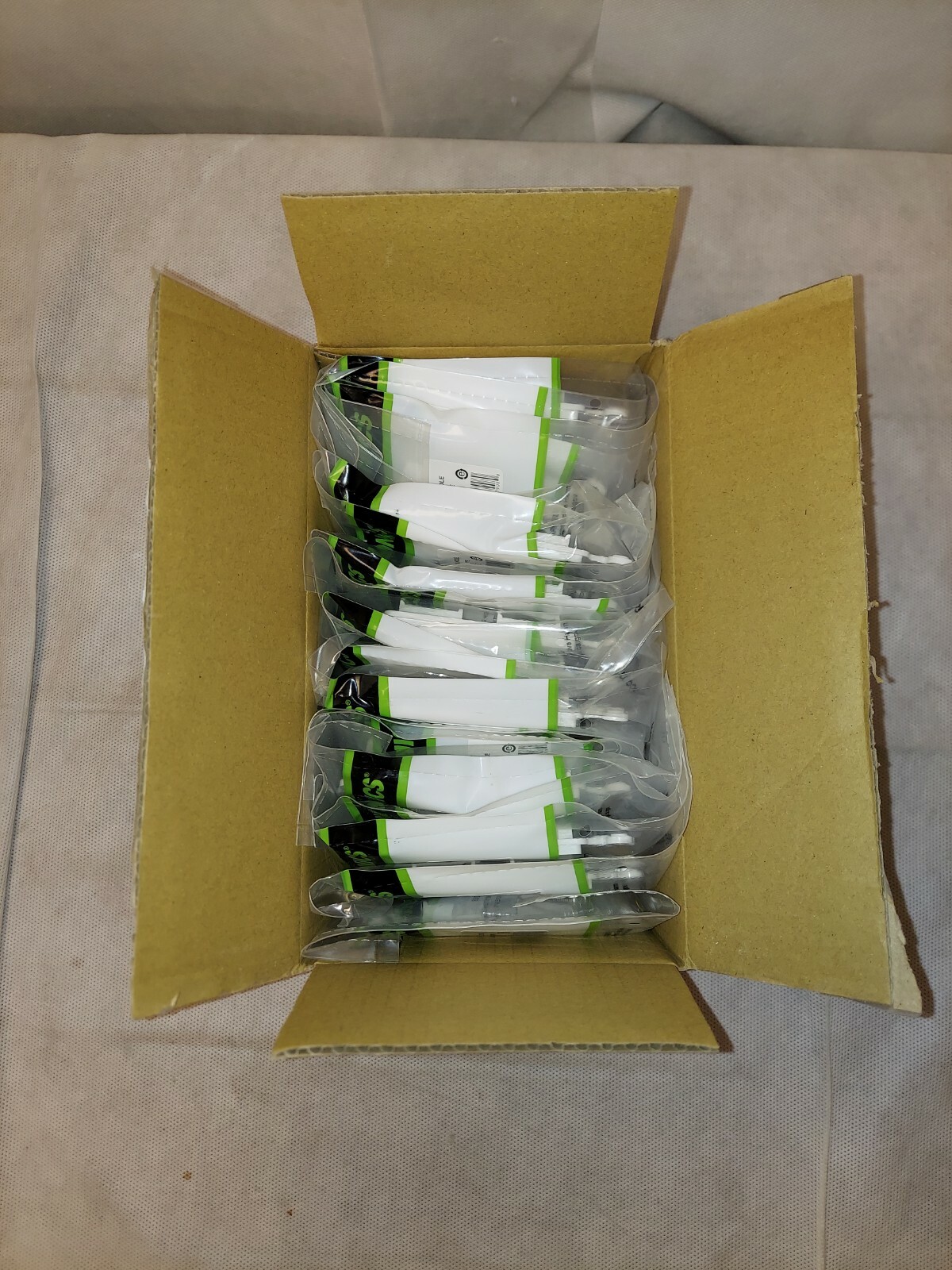 Ortronics OR-KSDS2-88 Stylistics, Keystone, 2 Hole, Base Plate White BOX of 20