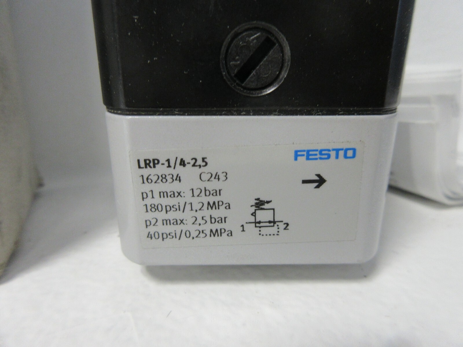 FESTO LRP-1/4-2,5 NEW PNEUMATIC REGULATOR 162834 LRP1425