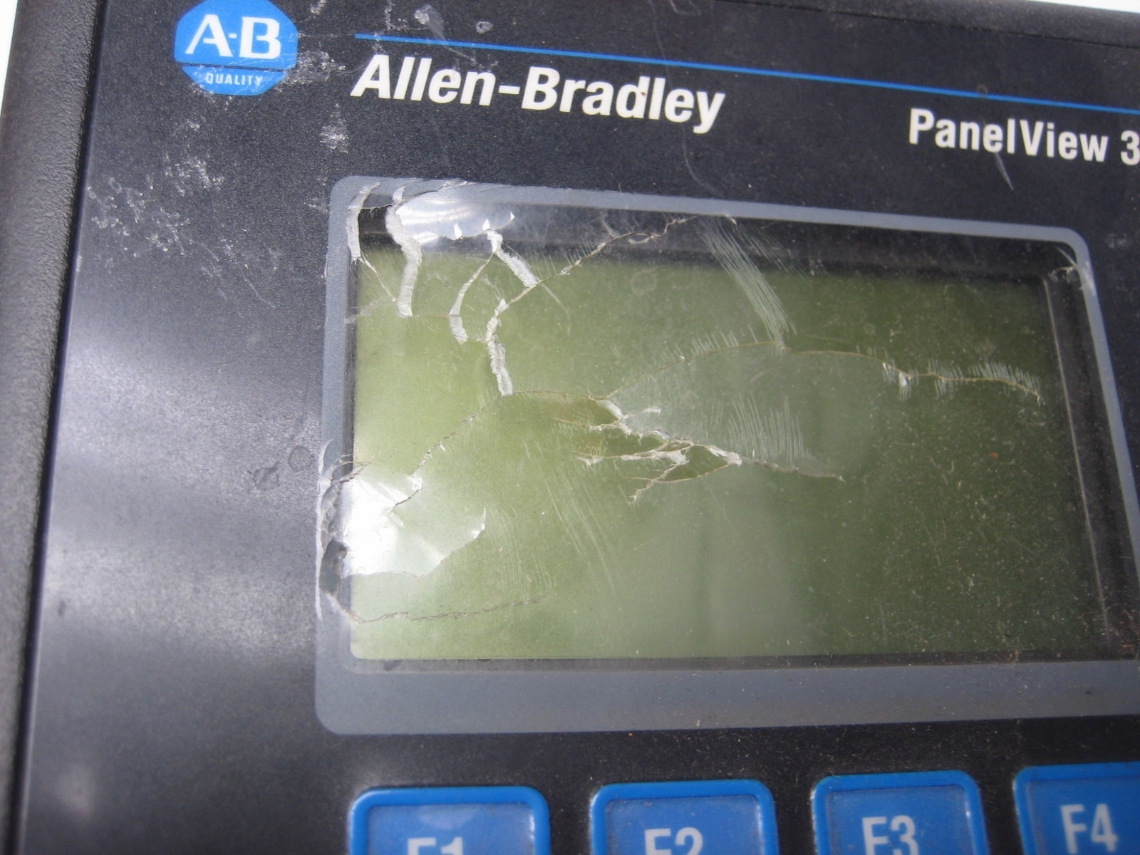 ALLEN BRADLEY 2711-K3A2L1 SER.A PANEL VIEW (AS PICTURED) UNMP