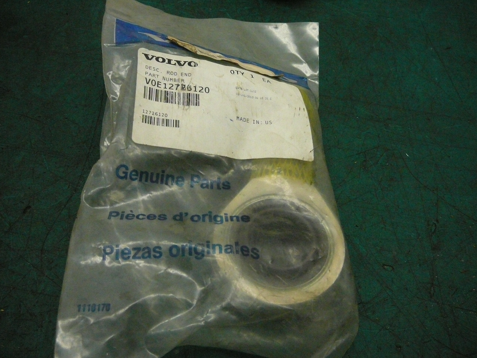 LOT OF 2 VOLVO CONSTRUCTION EQUIPMENT 12726120 ROD END WING LIFT CYL 728
